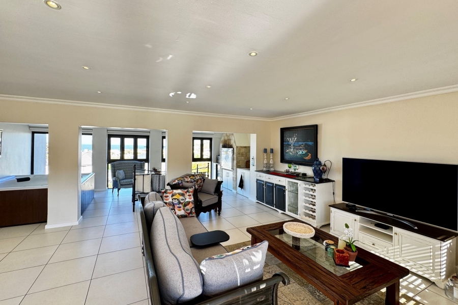 3 Bedroom Property for Sale in Yzerfontein Western Cape